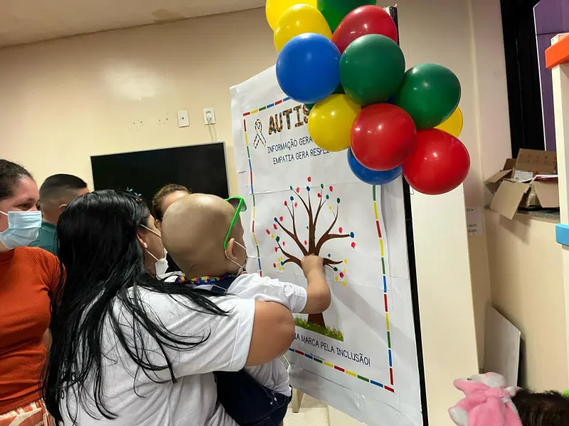 notícia: Hospital Oncológico Infantil capacita equipe para atendimentos a pacientes autistas