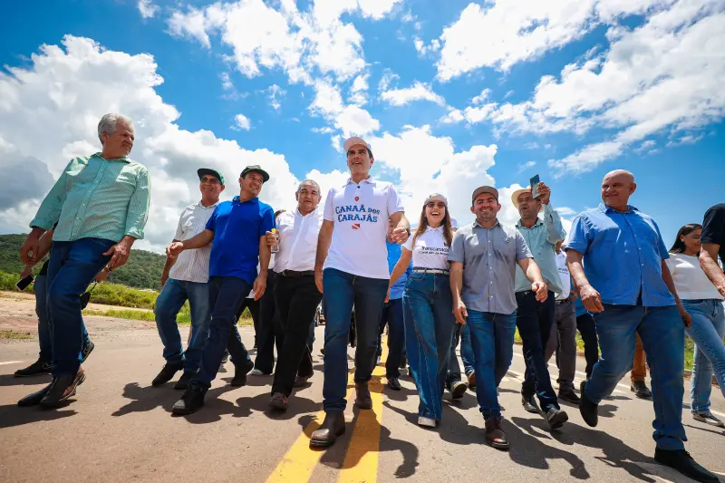 notícia: Transcanadá: Estado entrega primeiro trecho pavimentado e garante mais asfalto