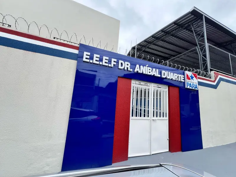 notícia: Belém recebe nova escola totalmente reconstruída pelo Governo do Estado