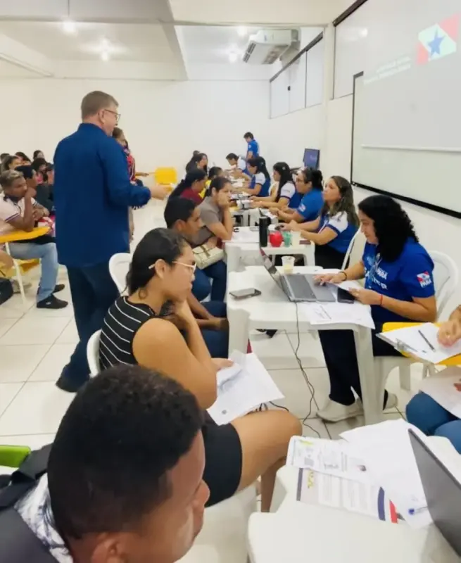 notícia: Em Abaetetuba, Estado realiza mais de 800 atendimentos em Feirão de Emprego