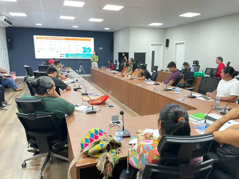 notícia: Lideranças indígenas participam de oficina sobre sistema de comercialização de créditos de carbono