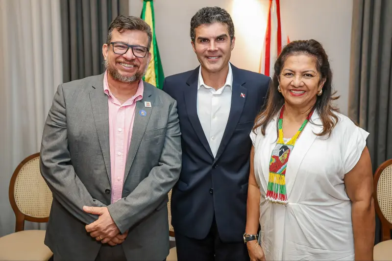 notícia: Governador do Pará nomeia reitor e vice-reitora da Uepa para gestão de 2025-2029