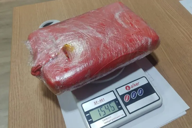 notícia: Em apenas um dia, fiscalização da Base Candiru apreende quase 13 kg de entorpecentes