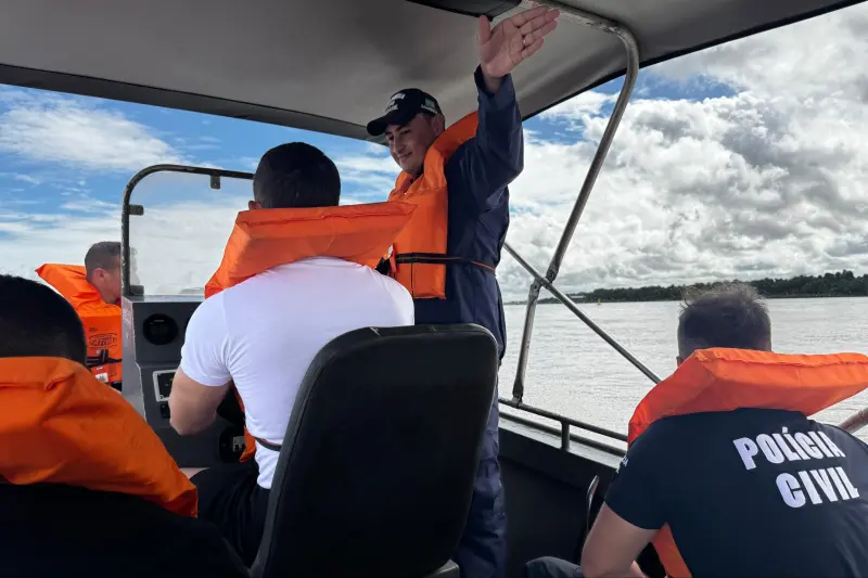 notícia: Agentes do Grupamento Fluvial são capacitados em condução de embarcações 