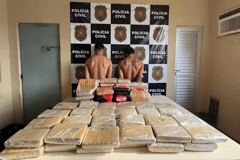 notícia: Polícia Civil apreende mais de 117 kg de drogas em Juriti e dois homens são presos em flagrante