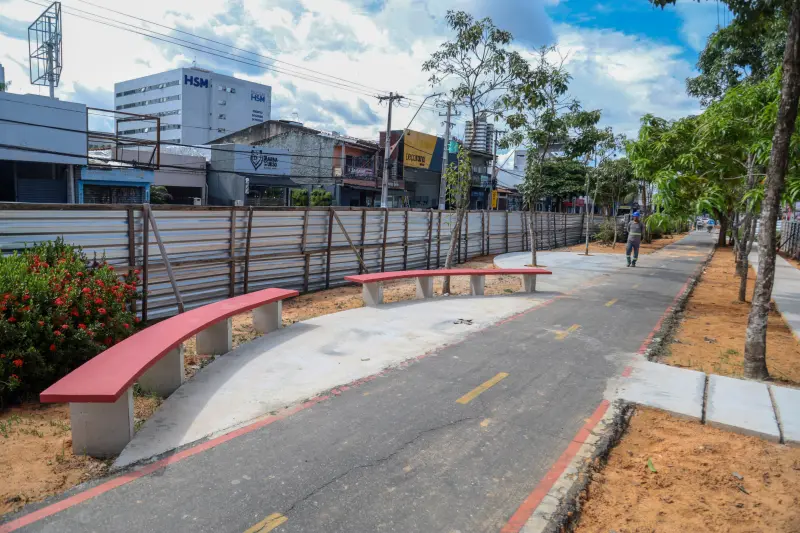 notícia: Estado avança nas obras da Avenida Duque de Caxias e em centenas de vias de Belém