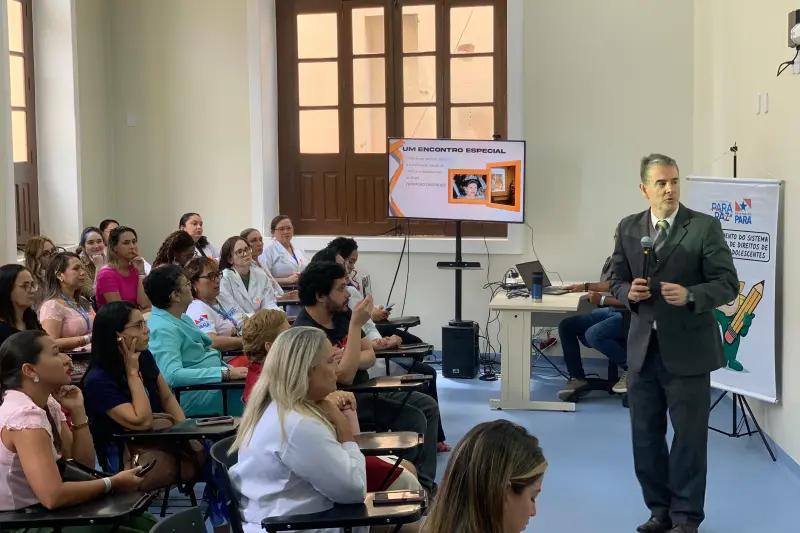 notícia: Capacitação para servidores da Fundação ParáPaz reforça combate ao abuso infantil no Maio Laranja