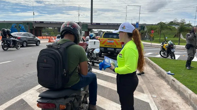 notícia: Detran orienta condutores no viaduto da BR-316 com Avenida Independência 