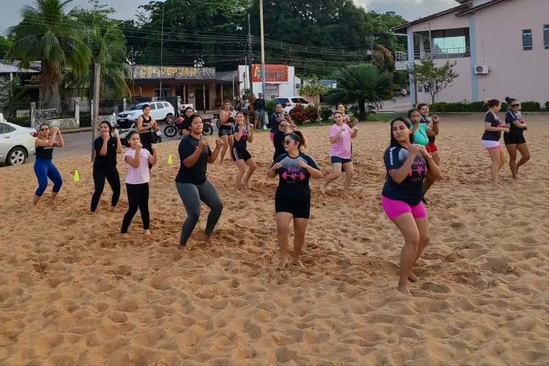 notícia: Hospital Regional do Tapajós promove ação de autocuidado ao ar livre pelo Dia das Mães