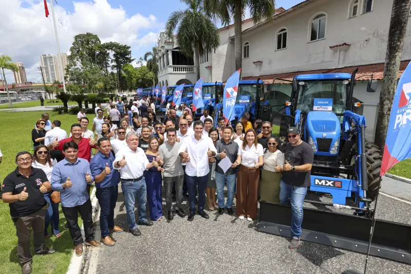 notícia: Governo entrega 13 tratores para o desenvolvimento da agricultura familiar no Pará 