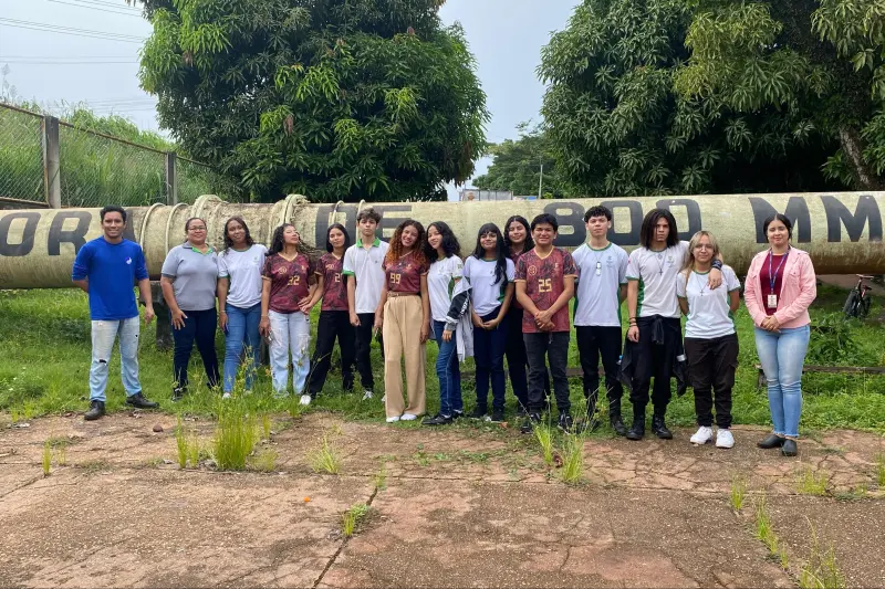 notícia: Alunos do IFPA conhecem instalações da Cosanpa em Santarém