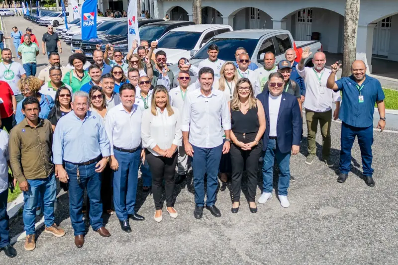 notícia: Emater recebe veículos do Governo do Pará e firma termo de cooperação com a Prefeitura de Benevides 