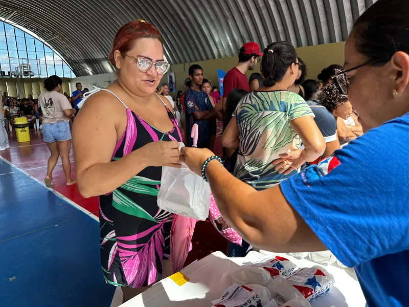 notícia: Programa 'Por Todas Elas' entrega mais de mil óculos de grau na UsiPaz Cabanagem, em Belém