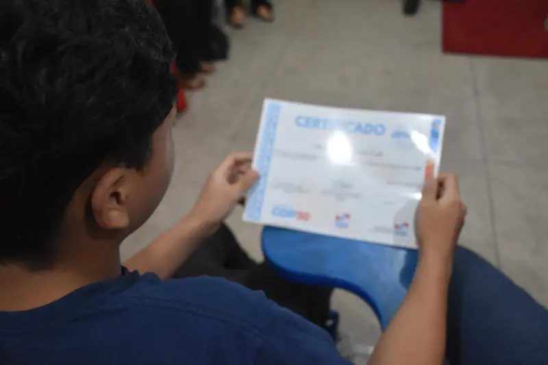 notícia: Adolescentes atendidos pela Fasepa recebem certificados do Programa Capacita COP 30