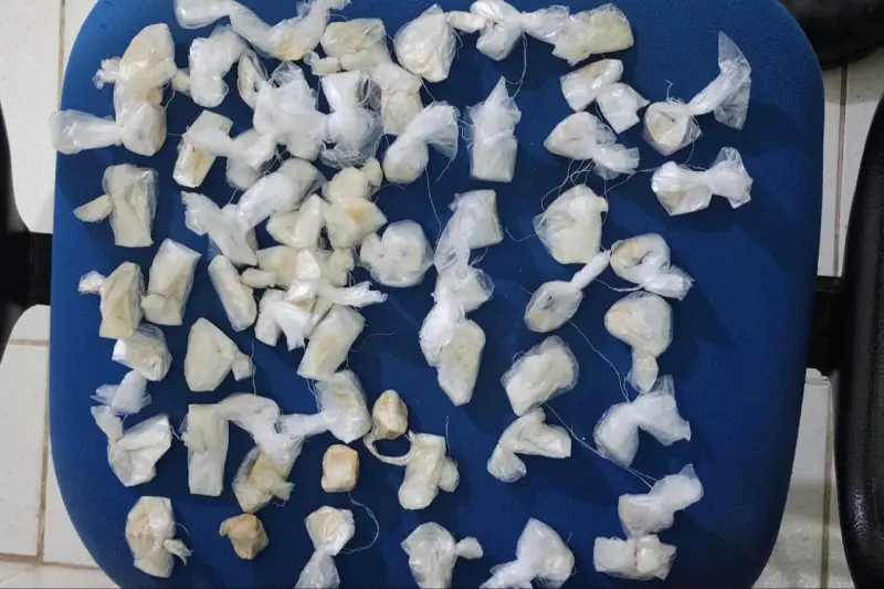 notícia: Polícia Militar prende suspeito de tráfico e possível responsável por queima de ônibus em Ananindeua