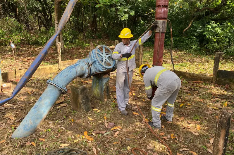 notícia: Cosanpa faz serviços e garante abastecimento de água para consumidores em Santarém
