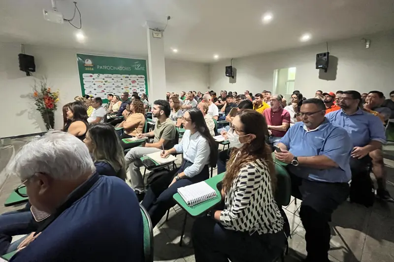 notícia: Em Santa Izabel, Adepará orienta cadeia avícola sobre prevenção da gripe aviária