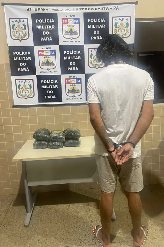 notícia:  PM apreende droga durante Operação Carga Máxima em Terra Santa, no Pará