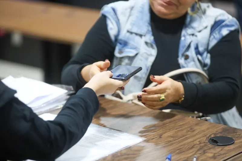 notícia: 200 celulares recuperados são devolvidos aos donos pela Polícia Civil do Pará