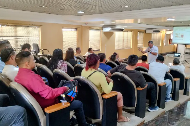 notícia: Seju promove atividade com foco na prevenção às drogas para pessoas que cumprem medidas alternativas