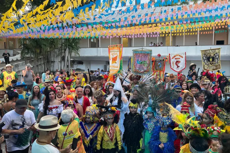 notícia:  Revoada dos Pássaros Juninos abre programação Arraial de Todos os Santos 2025