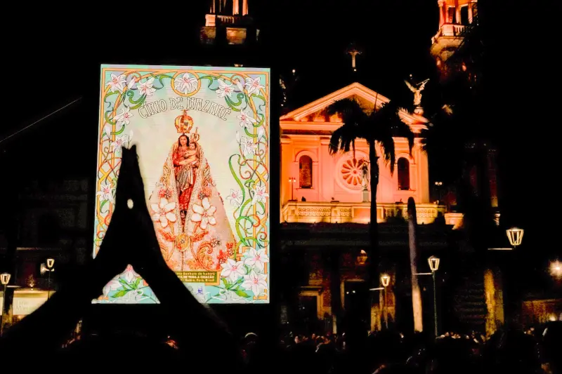 notícia: Amazônia Jazz Band encerra Quermesse Mariana na Praça Santuário em Nazaré