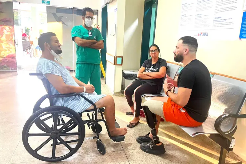 notícia: Em Marabá, ação de humanização leva esperança a paciente amputado