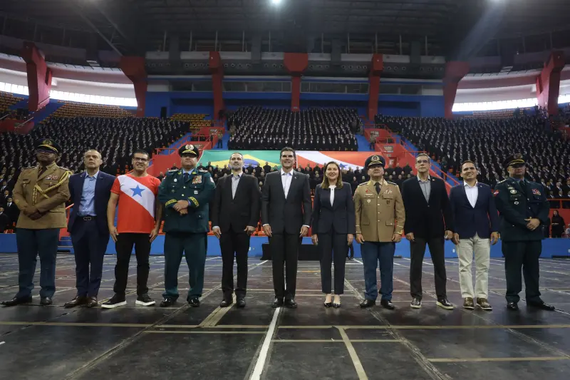 notícia: Governo do Pará realiza Aula Magna e inicia formação de mais de 1.100 novos bombeiros e policiais militares