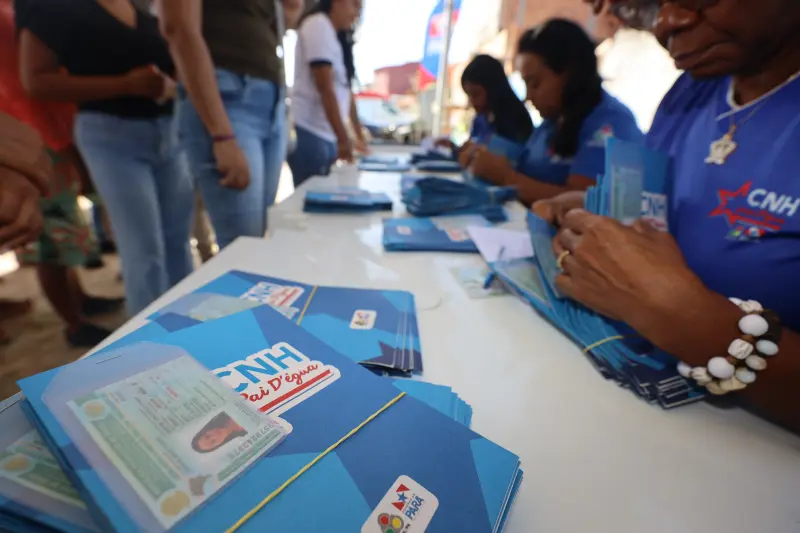 notícia: Detran inicia matrícula do CNH Pai D’égua a mães atípicas em mais de 80 municípios