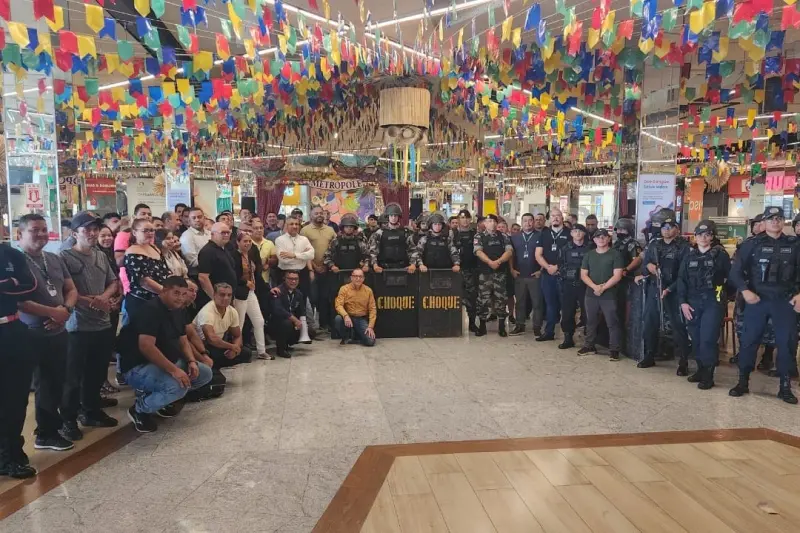 notícia: PM do Pará realiza simulação de emergência em shopping de Ananindeua com foco em segurança para a COP30