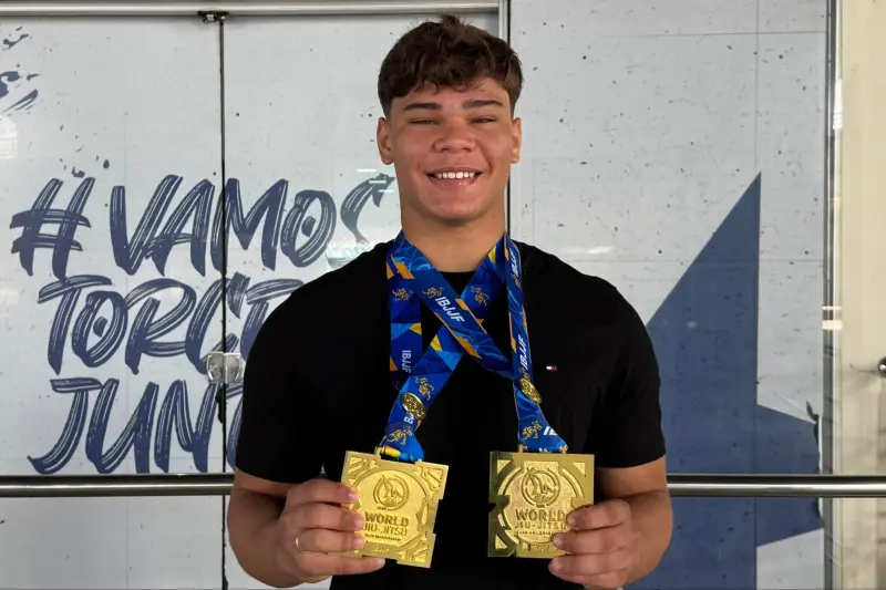 notícia: Aos 17 anos, atleta de Jiu-Jitsu conquista o topo do pódio em Long Beach com apoio do Governo do Pará