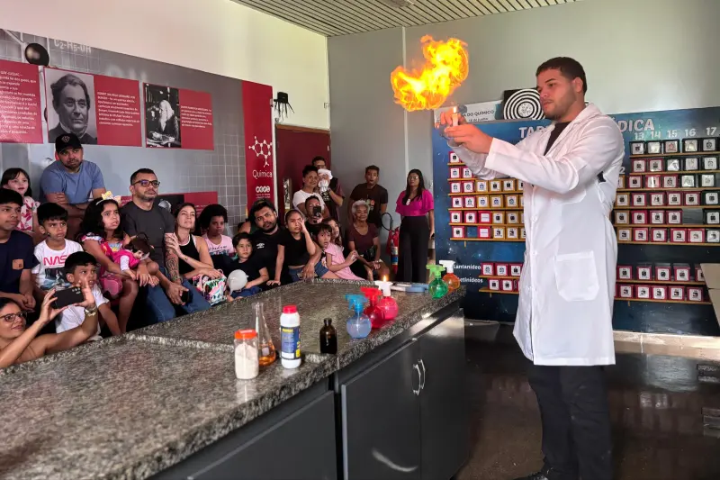 notícia: Dia do Químico é comemorado com programação no CCSE e no Planetário do Pará