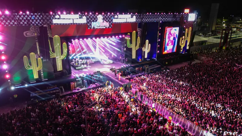 notícia: Parárraiá reúne mais de 500 mil pessoas no maior São João da Amazônia 