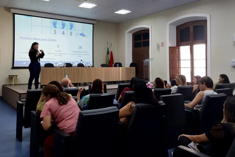 notícia: Evento na Santa Casa alerta para importância do teste do pezinho 