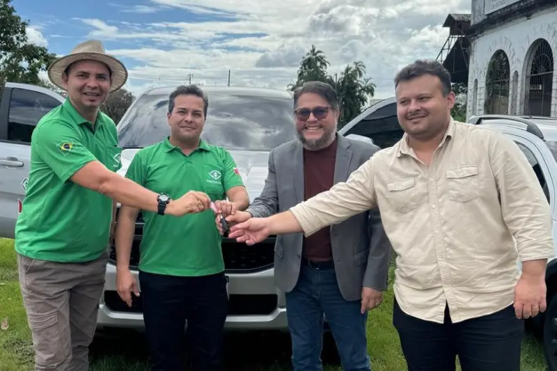 notícia:  Emater entrega veículos para reforçar agricultura familiar da região de Altamira