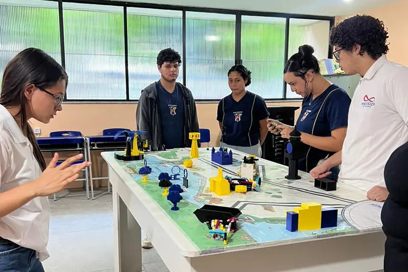 notícia: Final do 1º Desafio Amazônico de Robótica será realizada em Belém com projetos sobre sustentabilidade na Amazônia