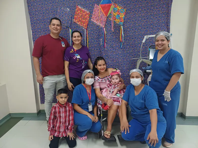 notícia: Clima festivo ajuda a cuidar da saúde emocional de pacientes no Hospital do Baixo Amazonas