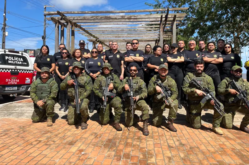 notícia: Em Mosqueiro, Centro Integrado de Comando e Controle Móvel garante monitoramento no primeiro domingo do veraneio