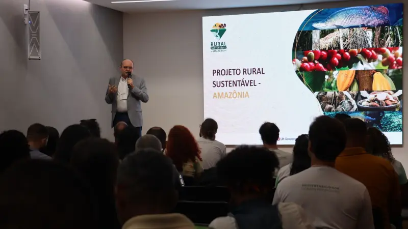 notícia: Seminário propõe soluções para desafios das cadeias do cacau e açaí no Pará