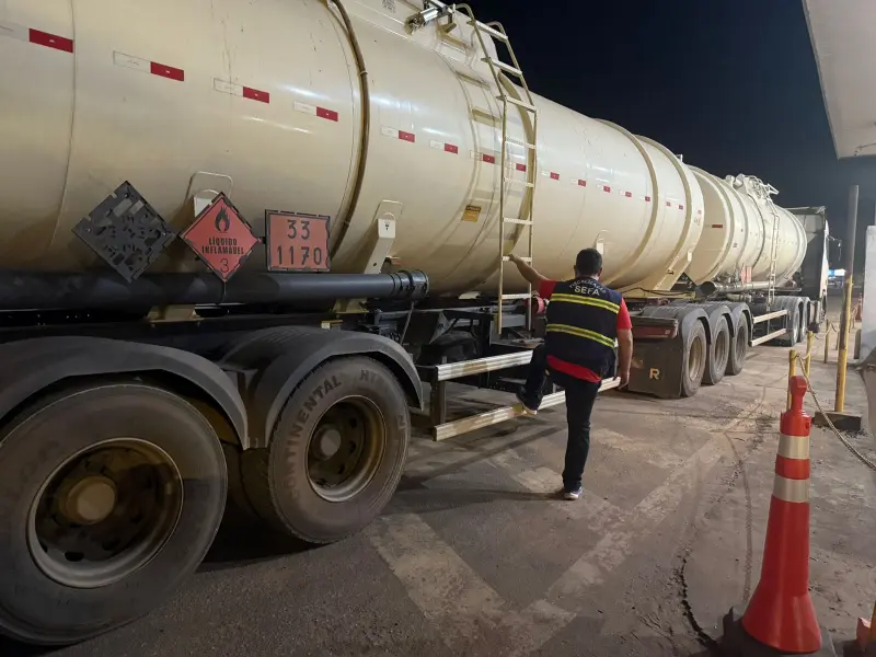 notícia: Sefa apreende 61.780 litros de etanol em Dom Eliseu 