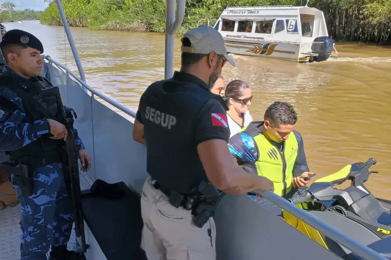 notícia: Fiscalização integrada reforça a segurança nos rios e ilhas de Belém no primeiro fim de semana de Julho
