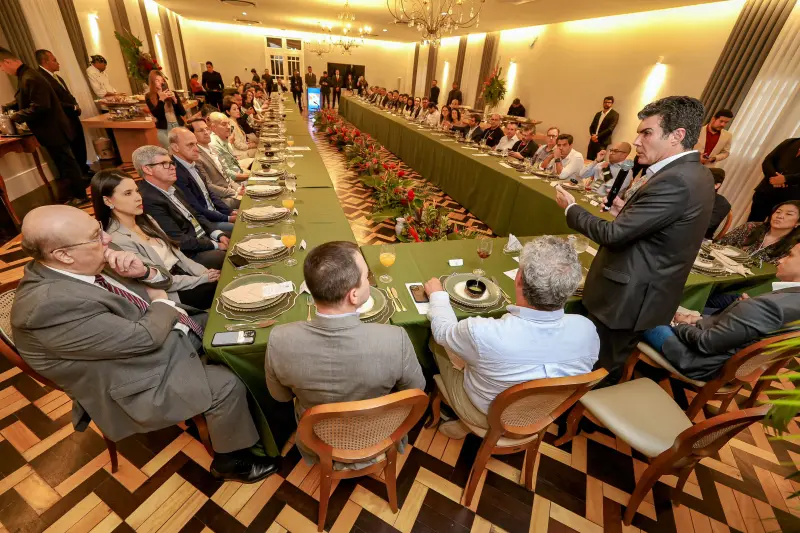 notícia: Governador destaca pioneirismo no Brasil do programa paraense Pecuária Sustentável