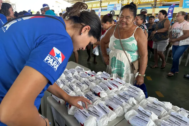 notícia: Estado entrega mais de 700 óculos de grau a moradores de Igarapé-Miri