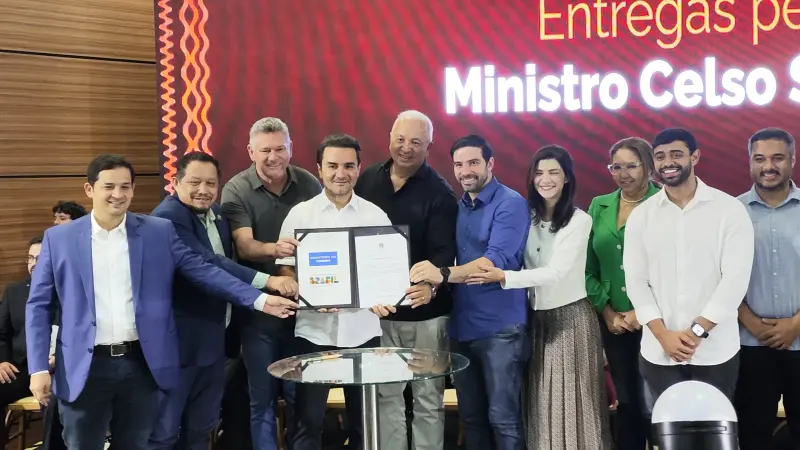 notícia: Belém recebe investimento para implantação de sinalização turística bilíngue visando a COP30