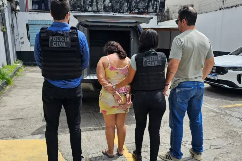 notícia: Polícia Civil prende mulher por furto qualificado contra idosa em Belém