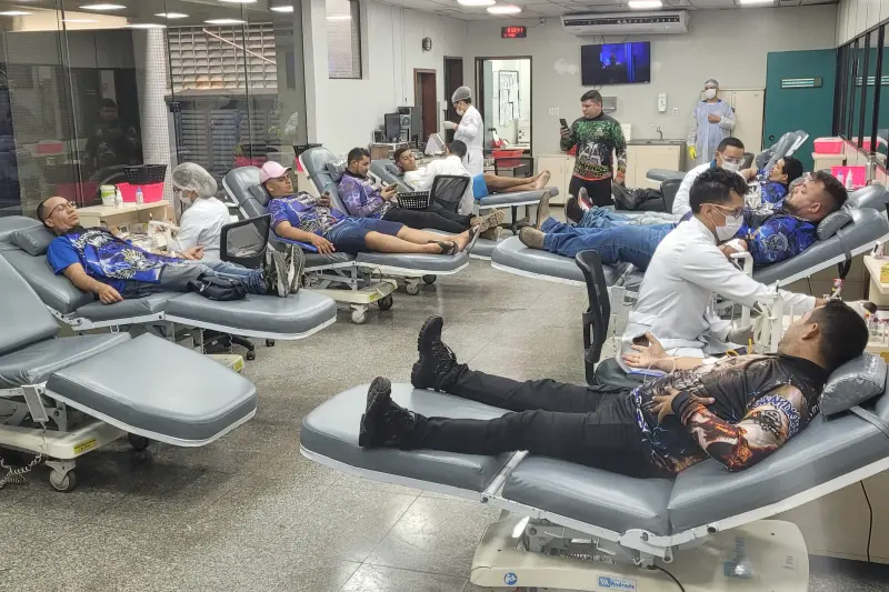 notícia: Calouros de Medicina da Uepa e motociclistas reforçam campanha da Fundação Hemopa