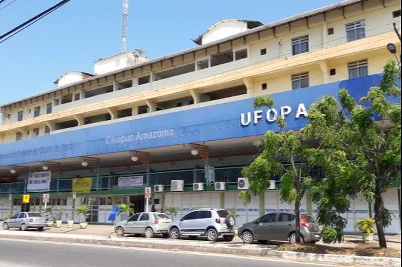 notícia: Pescadores se reúnem em Santarém para discutir a legislação da pesca do Pirarucu