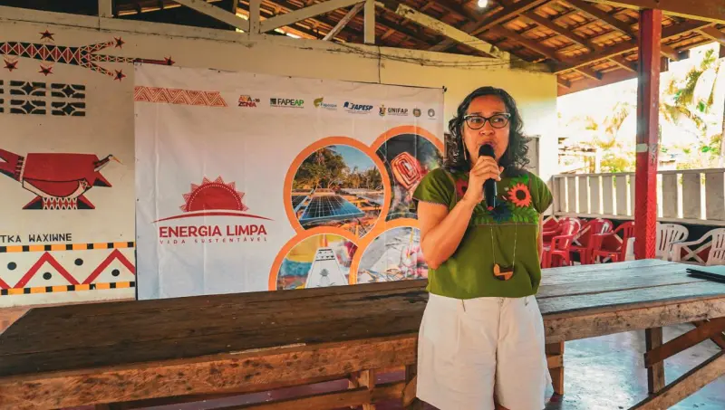 notícia: Fapespa é parceira de oficina de criação com madeira reaproveitada na Aldeia Kumenê