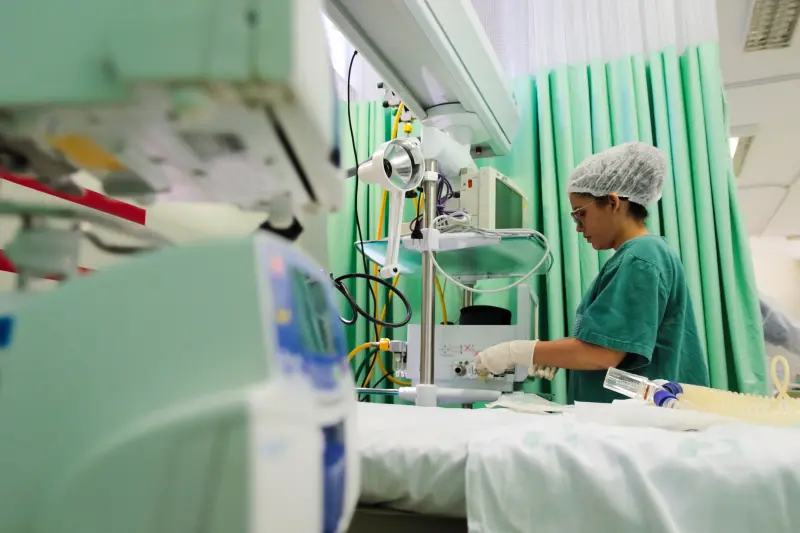 notícia: Governo do Pará amplia cirurgias cardíacas no Hospital de Clínicas Gaspar Vianna