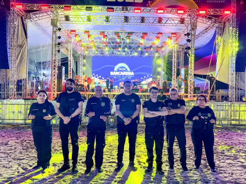 notícia: Policiais Civis reforçam a segurança no Festival Verão 2025 na praia do Caripi, em Barcarena